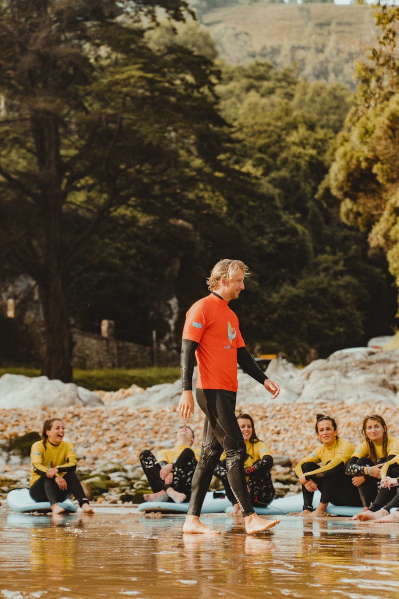 Où apprendre à surfer sur les plus belles plages de l’océan en France ?